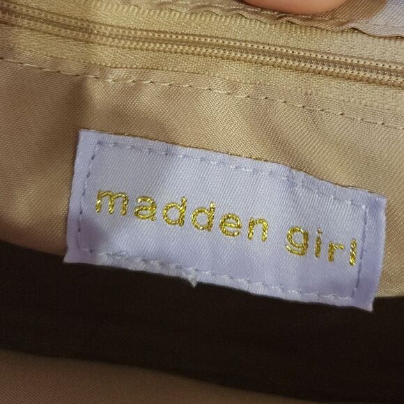 Madden Girl Camera Crossbody Pink White Red Strawberry Print Coin Purse NWT - Picture 8 of 10